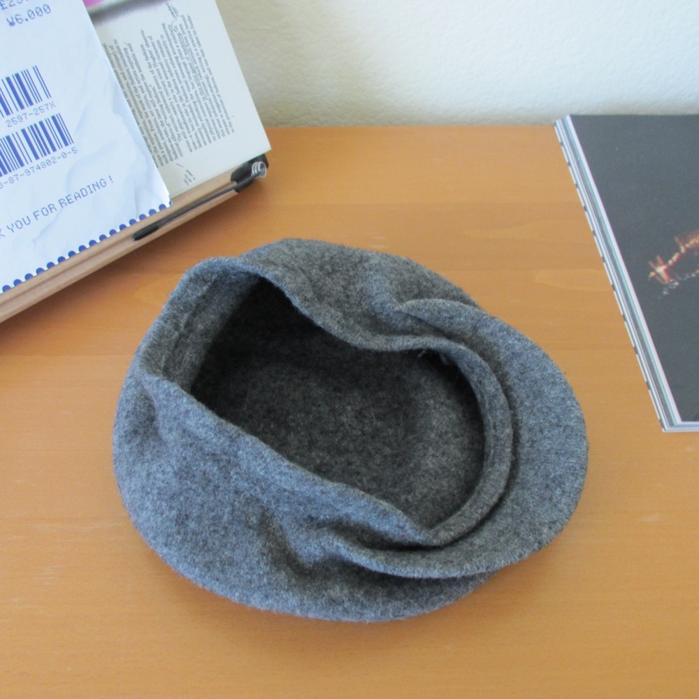 Gray Wool Flat Cap - Picture 2 of 2